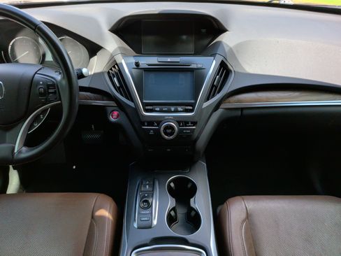 Used 2019 Acura MDX w/ Technology & Entertainment AWD/4WD image 34