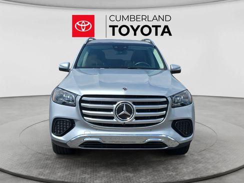 Used 2025 Mercedes-Benz GLS 450 4MATIC image 8