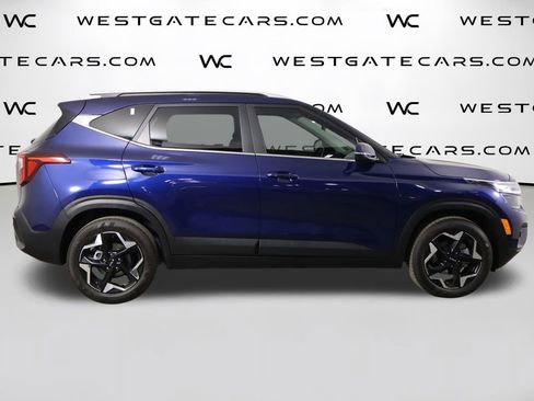 Used 2025 Kia Seltos EX FWD image 47