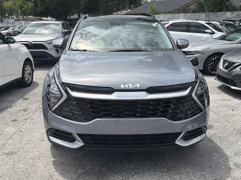 Certified 2025 Kia Sportage EX w/ Premium Package FWD image 2