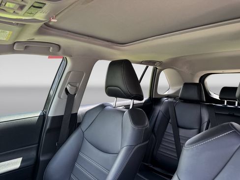 Used 2025 Toyota RAV4 XLE Premium AWD/4WD image 8