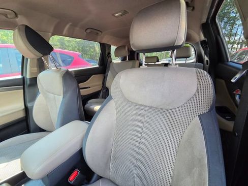 Used 2020 Hyundai Santa Fe SEL w/ Cargo Package FWD image 10