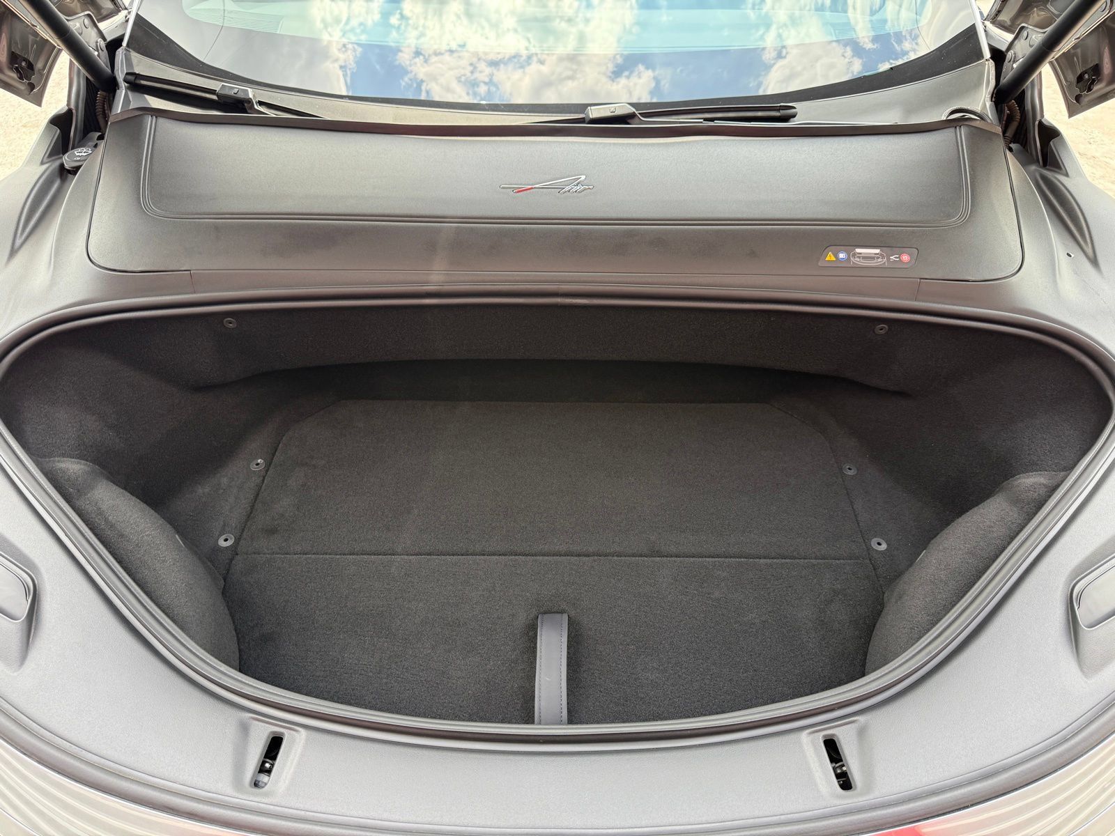 Used 2023 Lucid Air Touring AWD/4WD image 25