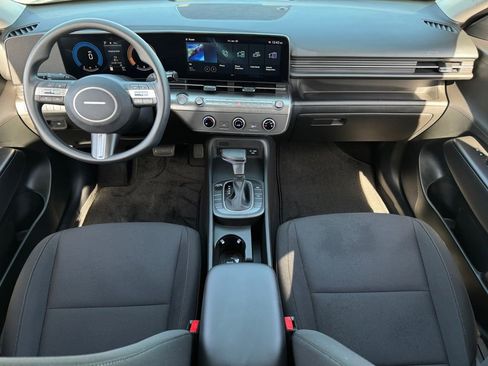 New 2026 Hyundai Kona SE image 10