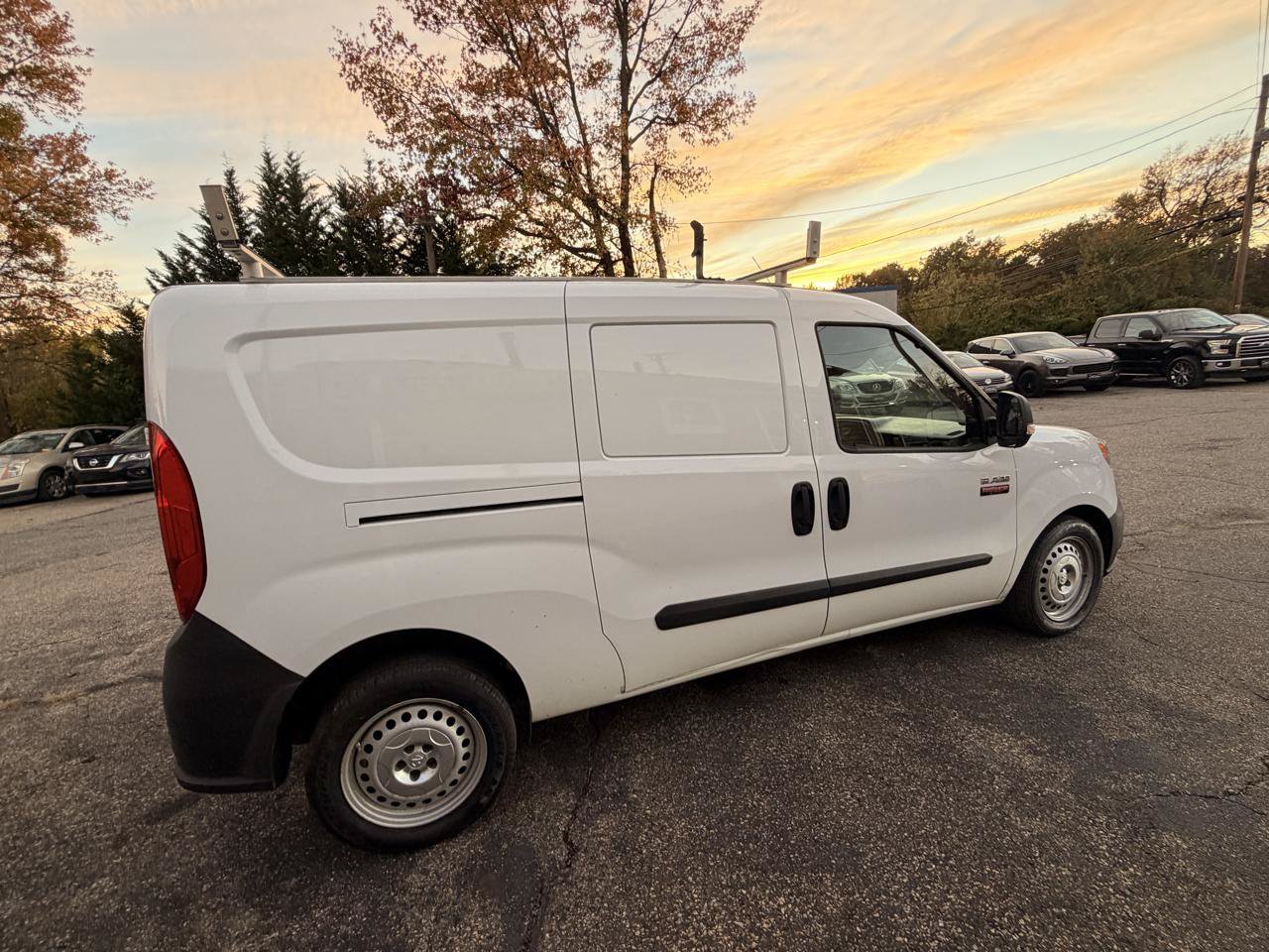 Used 2015 RAM ProMaster City Tradesman FWD image 8