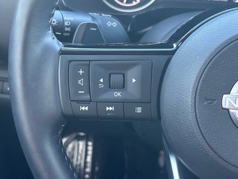 Certified 2025 Nissan Pathfinder SL w/ SL Premium Package image 18