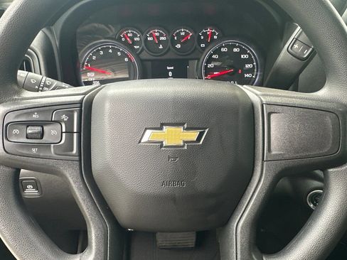 Certified 2022 Chevrolet Silverado 1500 Custom image 23