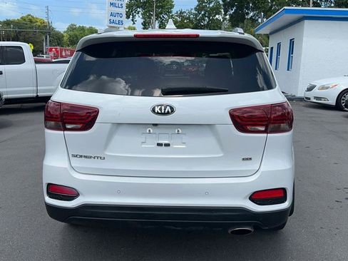 Used 2019 Kia Sorento FWD w/ LX Convenience Package image 9