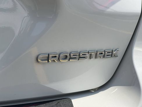 Used 2024 Subaru Crosstrek 2.0i Premium AWD/4WD image 8