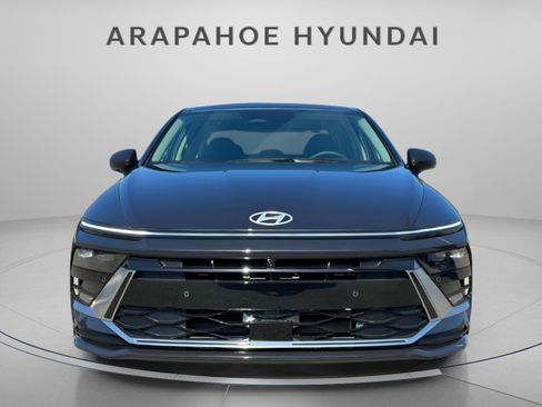 New 2025 Hyundai Sonata Limited image 11