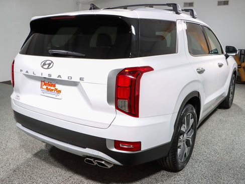 Used 2022 Hyundai Palisade SEL w/ Premium Package FWD image 7