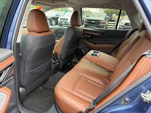 Used 2021 Subaru Outback Touring w/ Popular Package #2 image 10