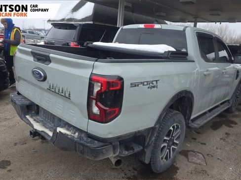 Used 2024 Ford Ranger Lariat w/ Trailer Tow Package image 3