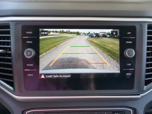 Used 2021 Volkswagen Atlas SE FWD image 13