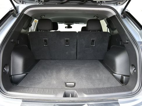 Used 2025 Chevrolet Blazer LT AWD/4WD image 7