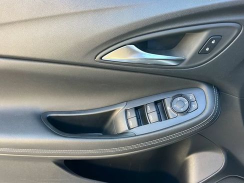 Used 2025 Buick Encore GX Preferred FWD image 13