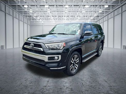 Used 2014 Toyota 4Runner Limited AWD/4WD image 3