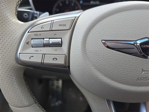 Used 2019 Genesis G70 3.3T Design image 19