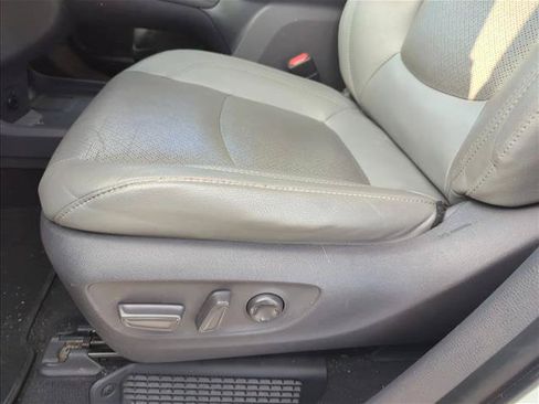 Certified 2021 Toyota Sienna Limited FWD image 13