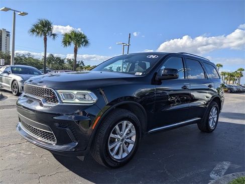 Used 2024 Dodge Durango SXT image 6