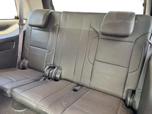 Used 2018 Chevrolet Tahoe LT RWD image 16