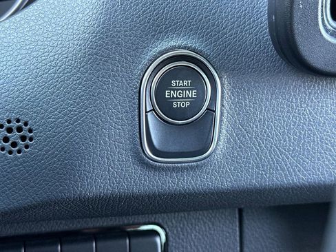 Used 2023 Mercedes-Benz Sprinter 2500 image 25