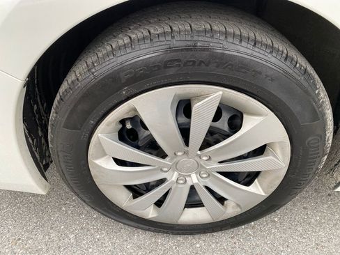 Used 2023 Subaru Impreza 2.0i image 7