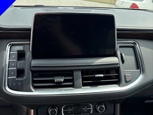 Used 2022 Chevrolet Tahoe High Country AWD/4WD image 17