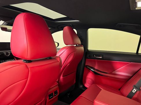 Used 2023 Lexus IS 500 w/ Accessory Package image 32