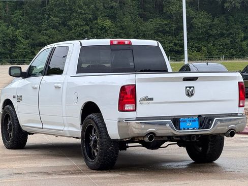Used 2019 RAM 1500 Big Horn RWD image 11