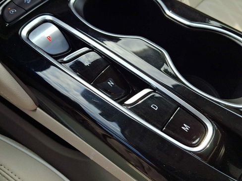 Used 2023 Buick Envision Avenir AWD/4WD image 18
