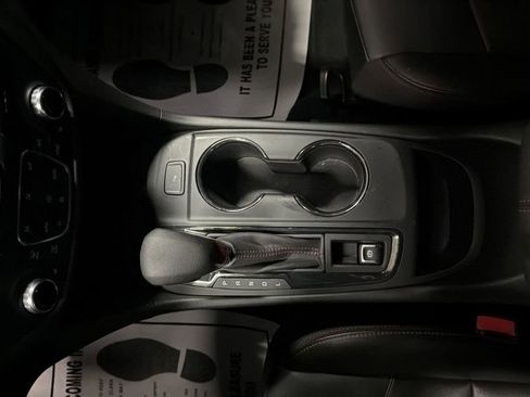 Used 2023 Chevrolet Equinox RS w/ RS Leather Package image 20