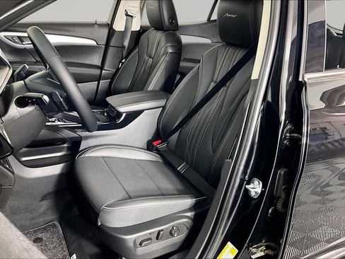 Certified 2024 Buick Envision Avenir AWD/4WD image 20