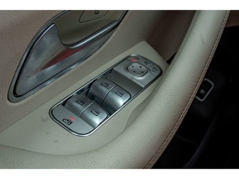 Used 2022 Mercedes-Benz GLE 350 image 30