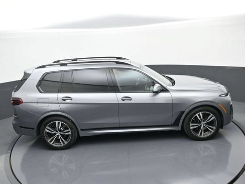 Used 2026 BMW X7 xDrive40i w/ M Sport Package AWD/4WD image 38