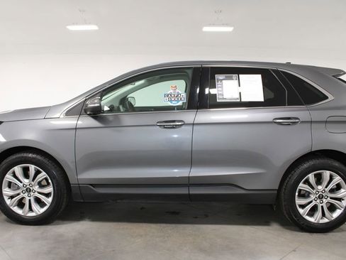 Used 2024 Ford Edge Titanium image 6