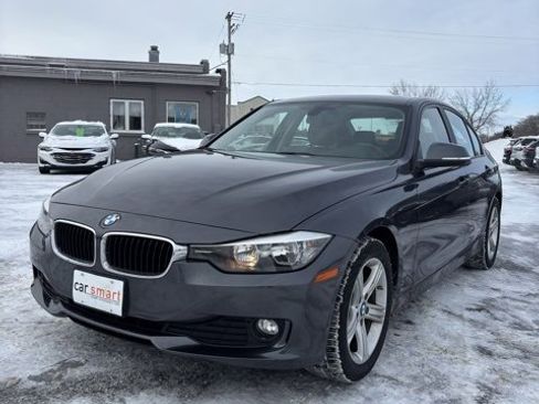 Used 2014 BMW 320i xDrive Sedan image 3