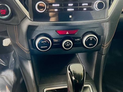 Used 2019 Subaru Crosstrek 2.0i Limited w/ Moonroof Package w/Navigation AWD/4WD image 15