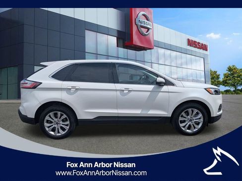 Used 2022 Ford Edge Titanium w/ Equipment Group 301A AWD/4WD image 6