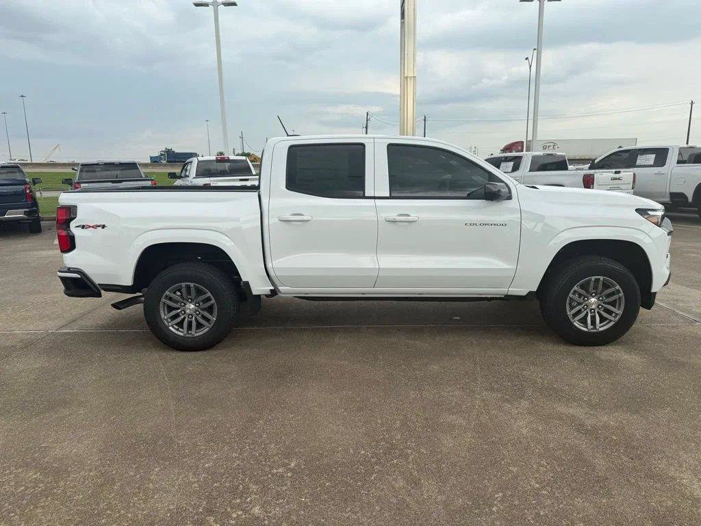 New 2026 Chevrolet Colorado LT w/ LT Convenience Package AWD/4WD image 9