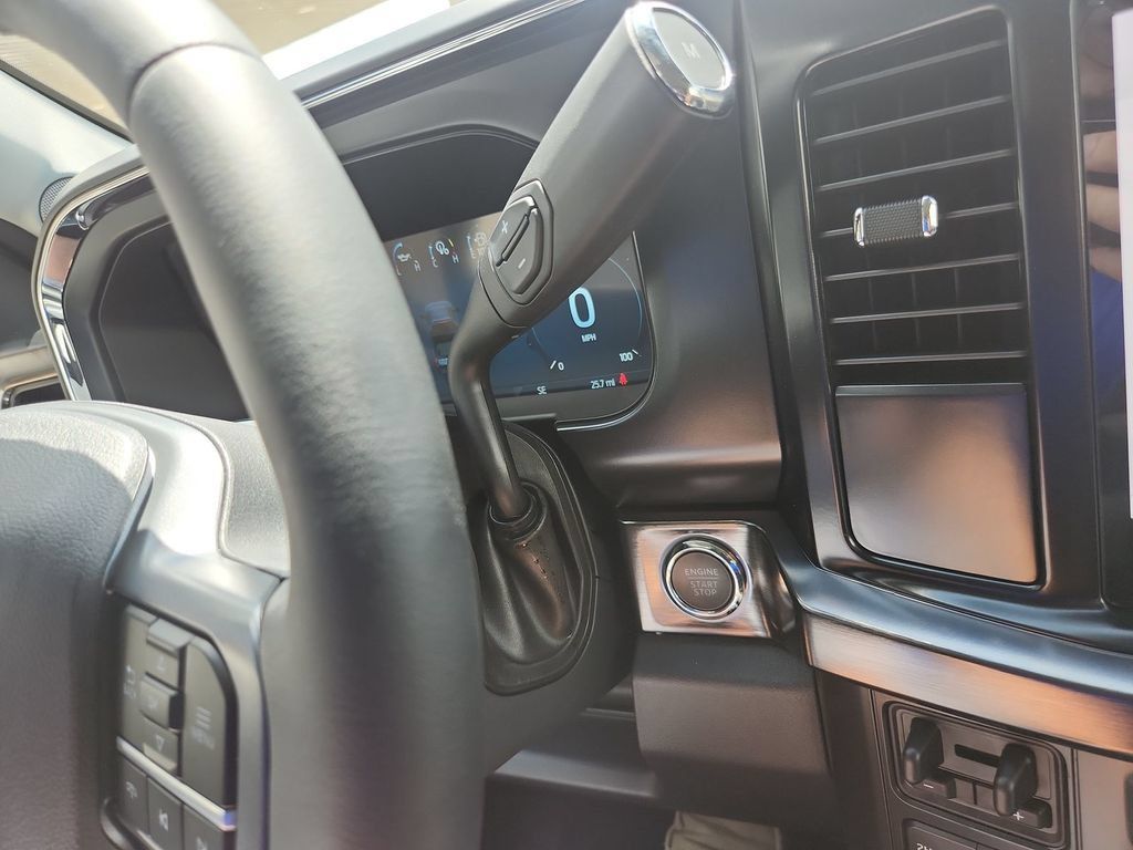 New 2026 Ford F350 Lariat w/ Black Appearance Package AWD/4WD image 24