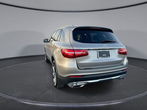 Used 2019 Mercedes-Benz GLC 300 4MATIC image 10