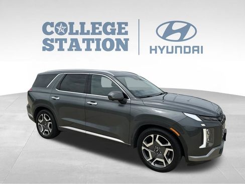 Used 2023 Hyundai Palisade Limited FWD image 5