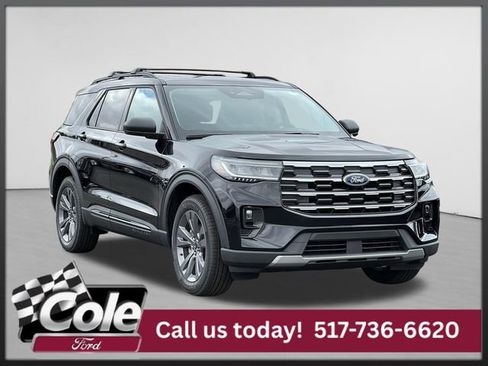 New 2026 Ford Explorer Active w/ Active Comfort Package AWD/4WD image 1