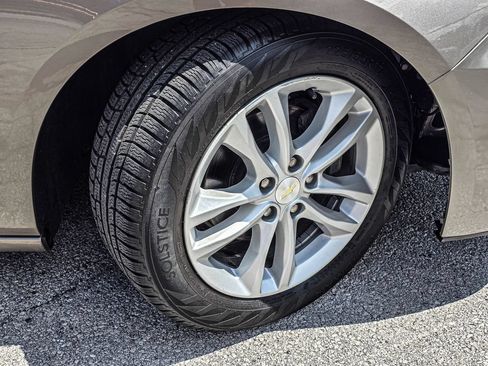 Used 2024 Chevrolet Malibu LT FWD image 7