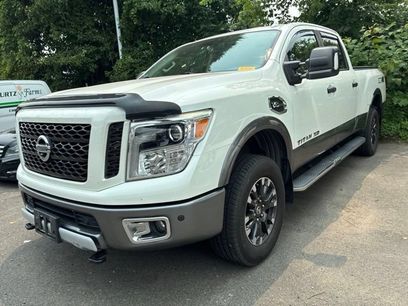 Used 2019 Nissan Titan PRO-4X w/ Pro-4x Convenience Package