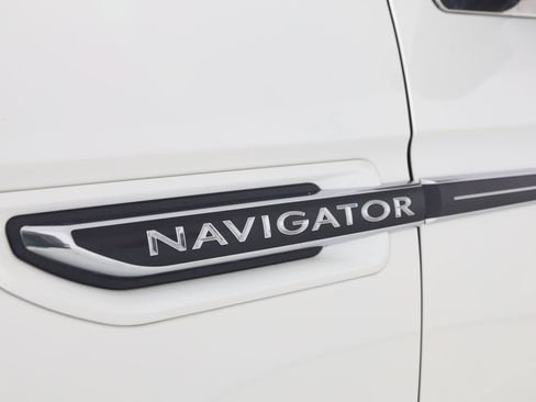 Used 2020 Lincoln Navigator Black Label AWD/4WD image 31