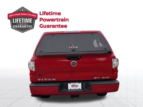 Certified 2021 Nissan Titan SV w/ SV Convenience Package AWD/4WD image 4