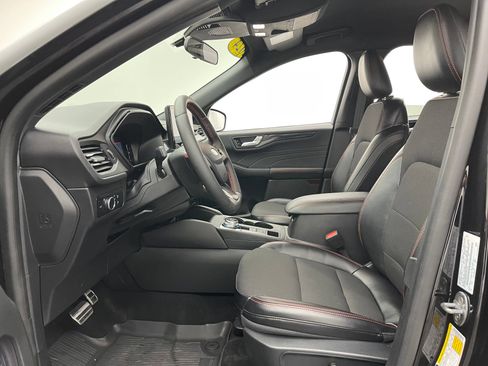 Used 2024 Ford Escape ST-Line w/ Tech Pack #1 AWD/4WD image 17