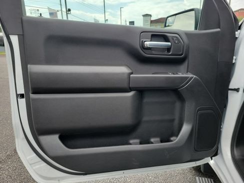 Used 2026 GMC Sierra 1500 Pro w/ Pro Value Package RWD image 9
